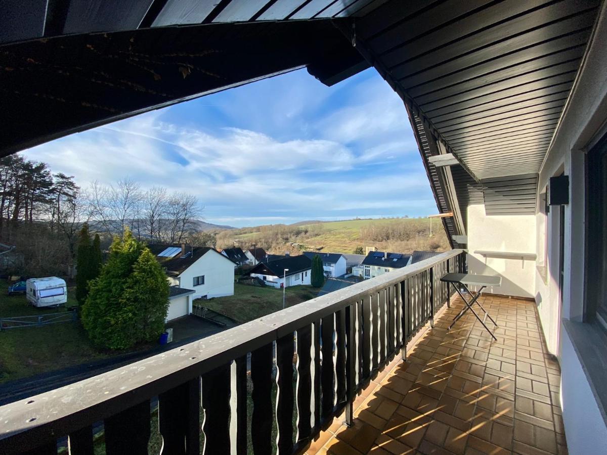 Ferienwohnung Mit Ausblick Mombris Exterior foto