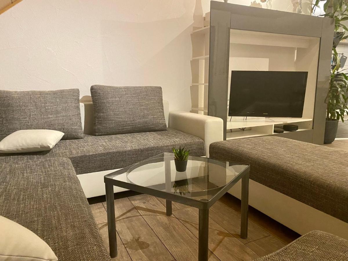Ferienwohnung Mit Ausblick Mombris Exterior foto