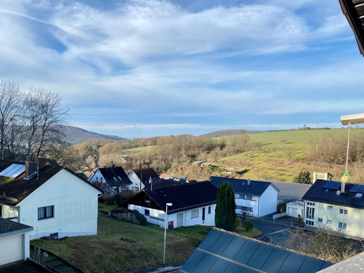 Ferienwohnung Mit Ausblick Mombris Exterior foto